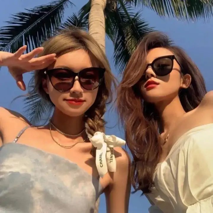 女孩，四绎